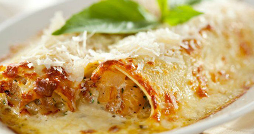 Canelones con Centolla y Salsa de Camarones