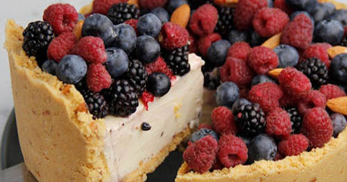 Cheesecake de Chocolate blanco con masa de avena y frutos del Bosque